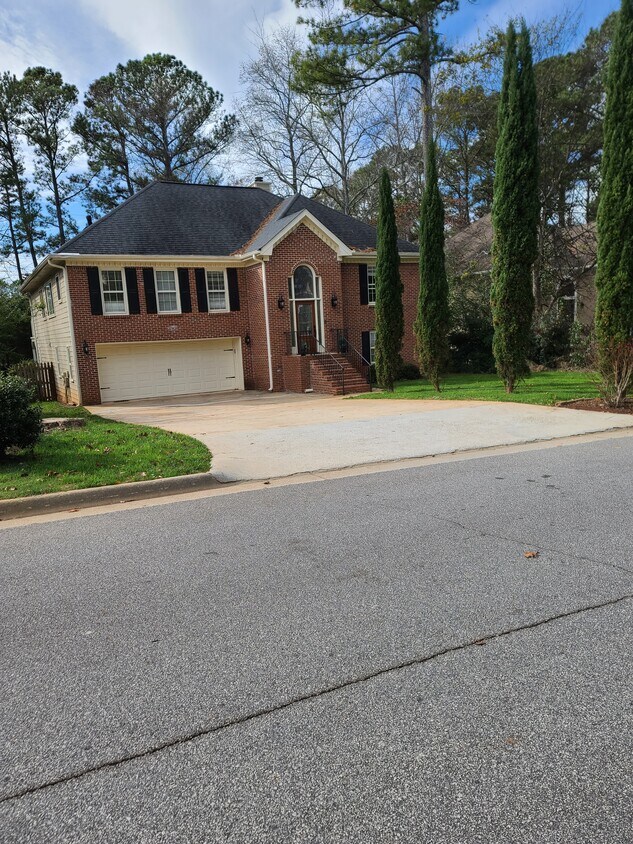 835 Yarmouth Ct, Lawrenceville, GA 30044 House Rental in