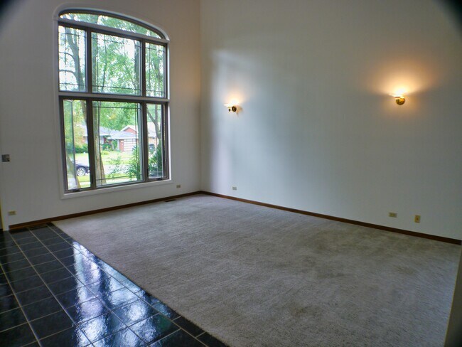 Building Photo - 22523 Lawndale Ave