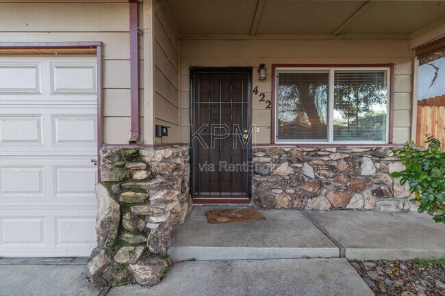 Foto del edificio - 422 Felton Way