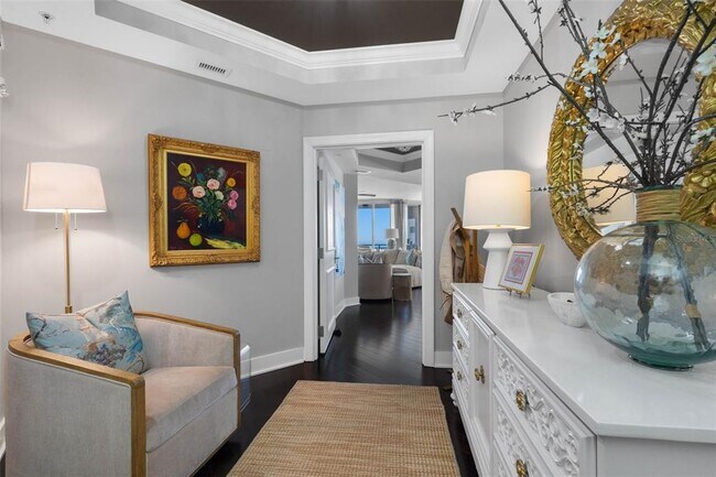 Foto del edificio - 5823 Bowen Daniel Dr