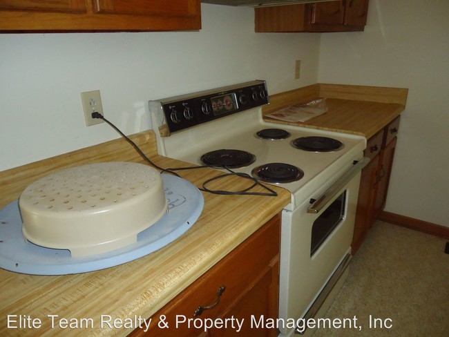 Building Photo - 1 br, 1 bath House - Youngblood Rd 15928C