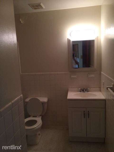 Building Photo - 1 br, 1 bath Condo - 862 Wood Ave 4 Unit 4