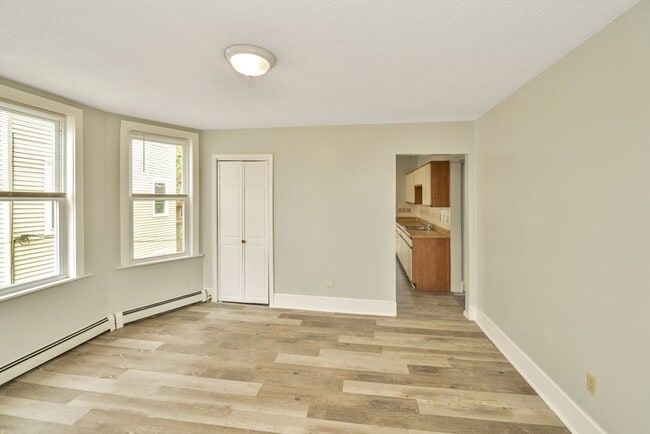 Building Photo - 180 Westville St