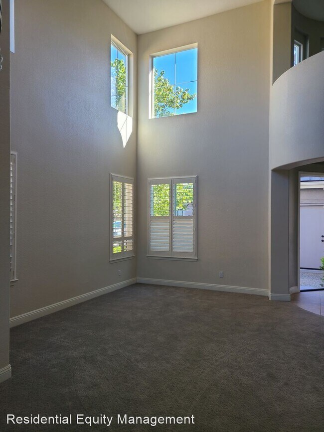 Building Photo - 4 br, 3 bath House - 1780 Langholm Way