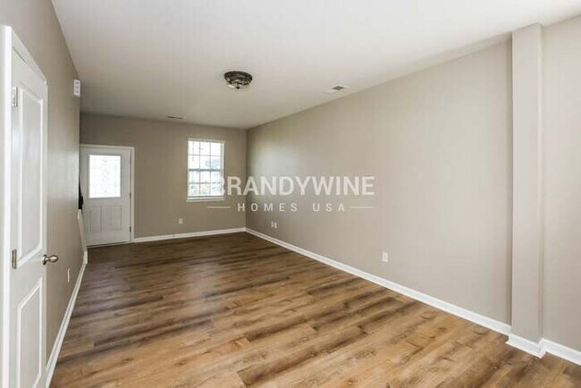 Foto del edificio - 6825 Pennyroyal Wy