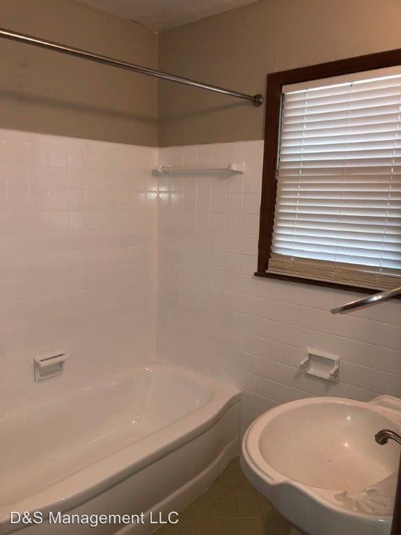 Foto del edificio - 4 br, 1 bath House - 201 E. Pratt