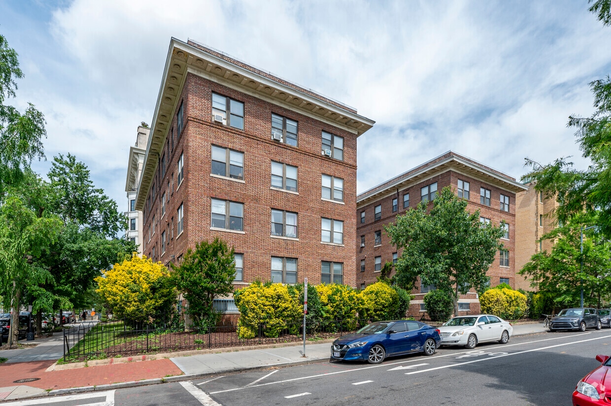 Primary Photo - 1206 10th St NW