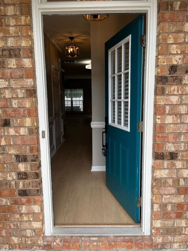 Foto del edificio - Available now! Spacious 3-bedroom, 2.5 bath townhome in Georgetown