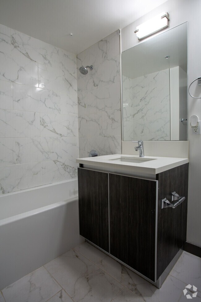 1HAB, 1BA - 11400 Culver Blvd