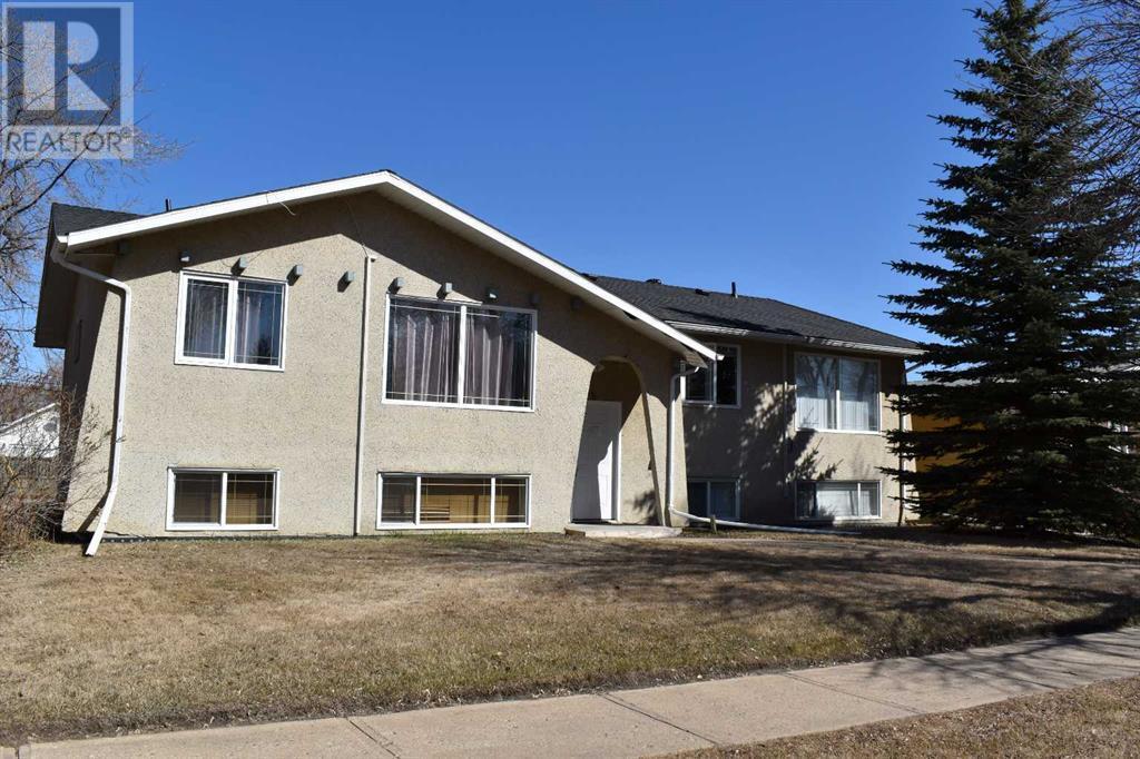 Primary Photo - 4728-47 47 St