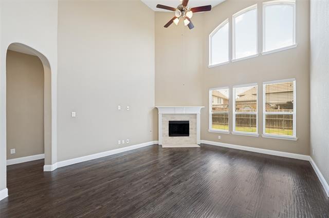 Foto del edificio - 2449 Kingsgate Dr