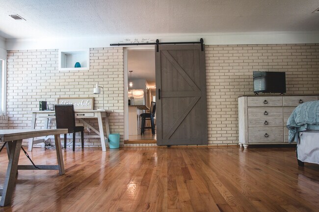 Foto del edificio - 1401 20th Ave NE
