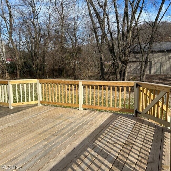 Building Photo - 2119 Brightwood Dr SE