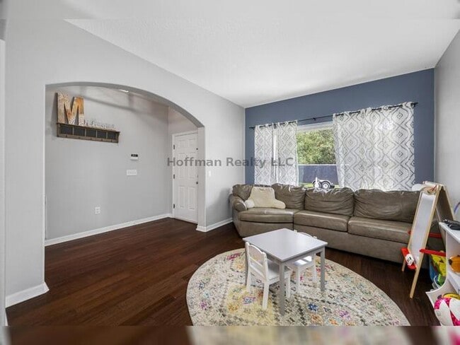Building Photo - Stunning Renovated Home with EV Charger in...