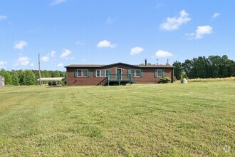 Building Photo - 674 Mount Olivet Church Rd