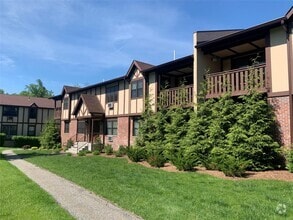 Building Photo - 483 Sierra Vista Ln