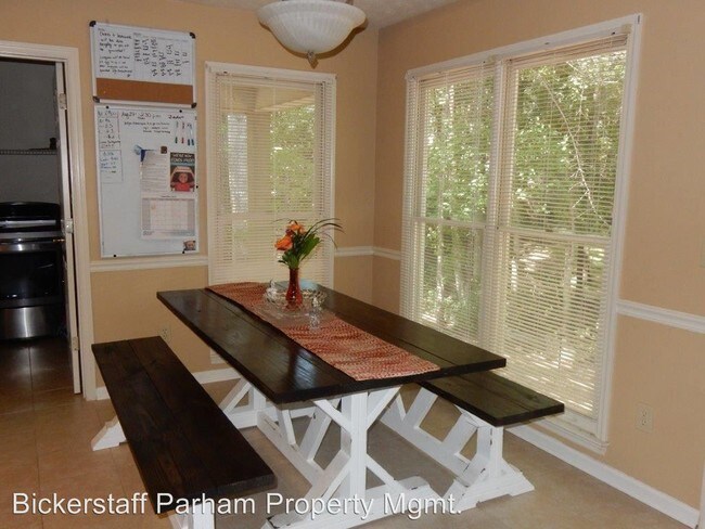 Building Photo - 5 br, 3 bath House - 6530 Big Oak Court