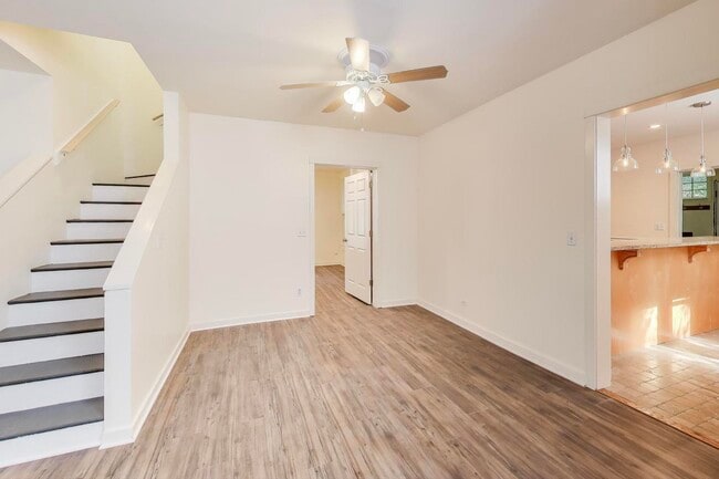 Foto del edificio - 2643 Poplar Ave