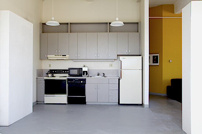 Kitchen - 1314 NW Irving St