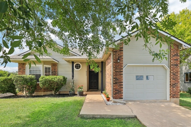 Building Photo - 2131 Cervin Blvd