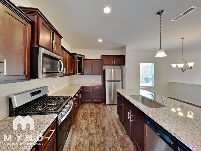 Foto del edificio - 2015 Creeks Landing Dr