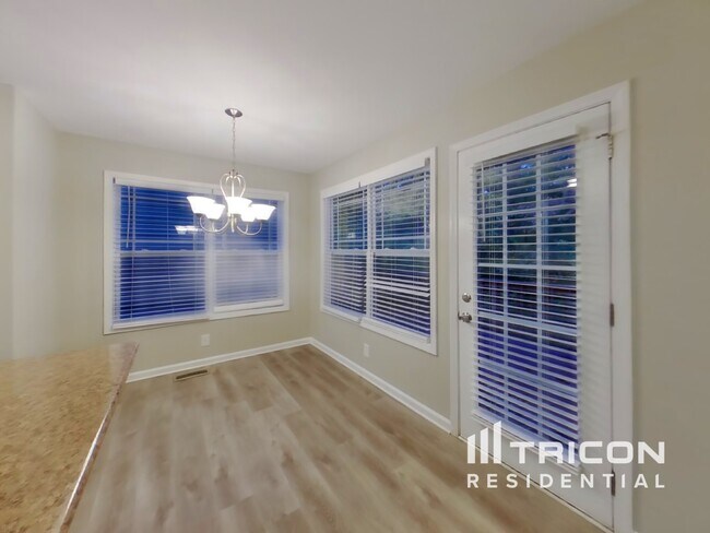 Foto del edificio - 315 David Dr