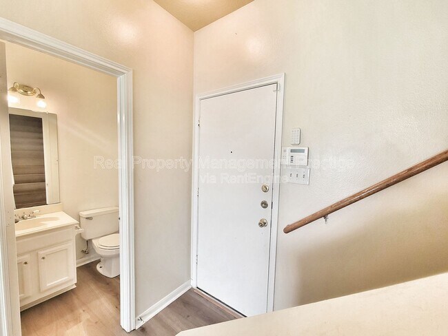 Building Photo - 2715 Sailors Moon Dr
