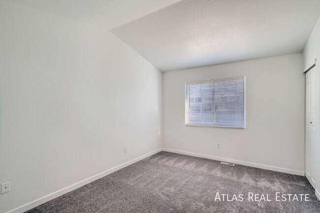 Foto del edificio - 17032 E Arkansas Dr