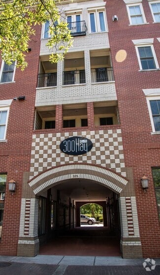 Building Photo - 325 Hay St