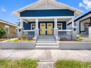 Building Photo - 2524 W Cherry St