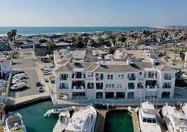 Building Photo - 2600 Newport Blvd