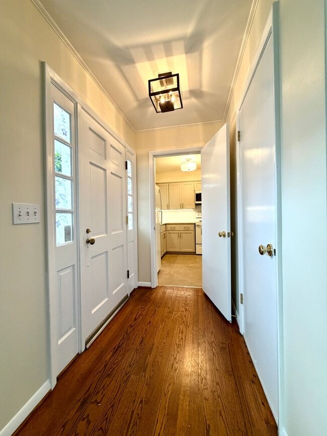 Photo - Stunning Two-bedroom In SW Portland~ Great Natural Light~ Two Wood Burning Fireplaces~ Garage wit... Apartment