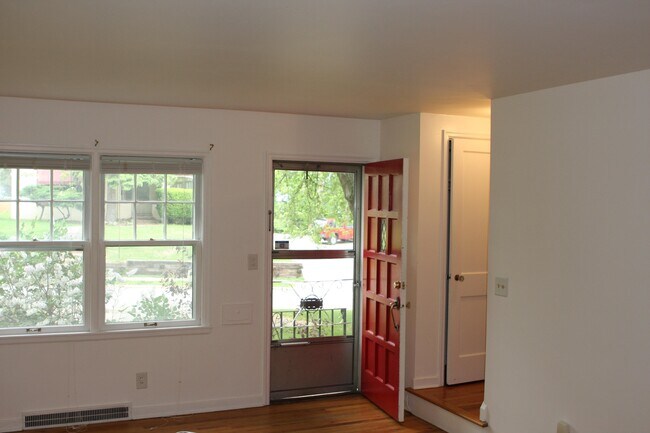 Foto del edificio - 366 N 47th St