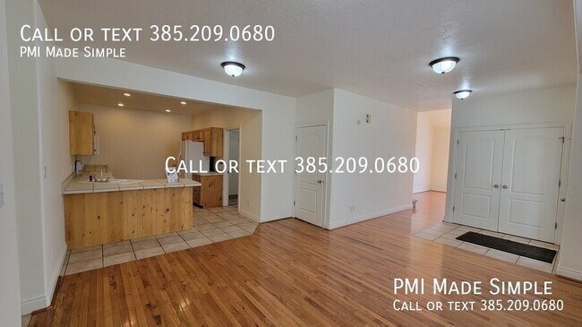 Foto del edificio - 3042 E Somerset Dr