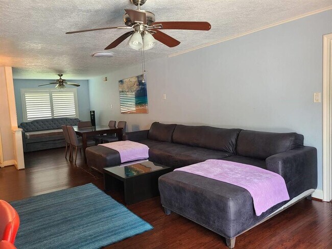 Foto del edificio - 5515 W Airport Blvd