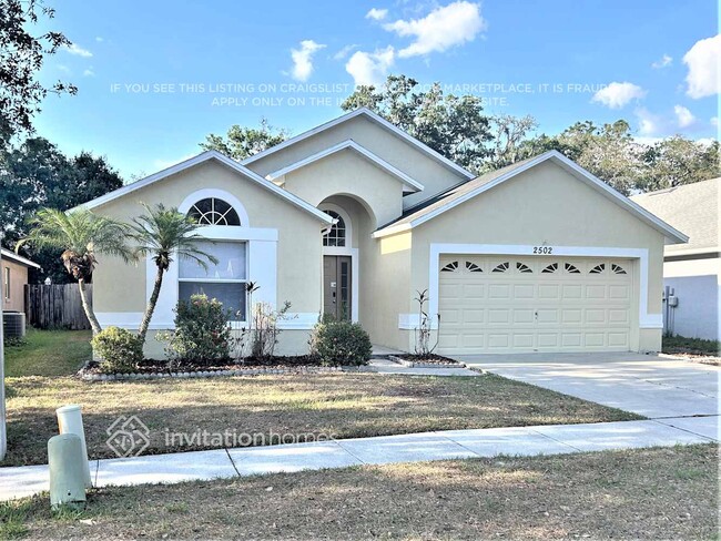 Building Photo - 2502 Clareside Dr