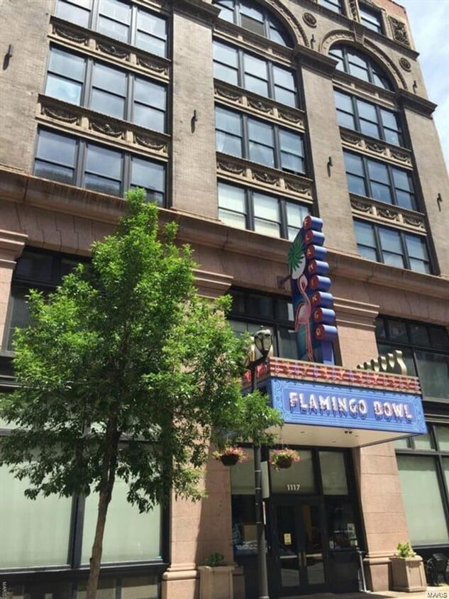 Primary Photo - 1113 Washington Ave