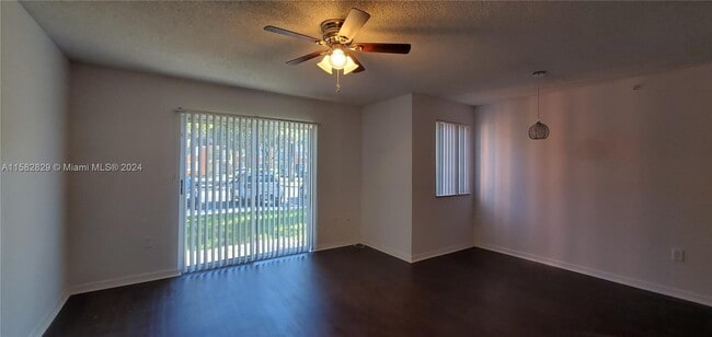 Building Photo - 4151 N Haverhill Rd