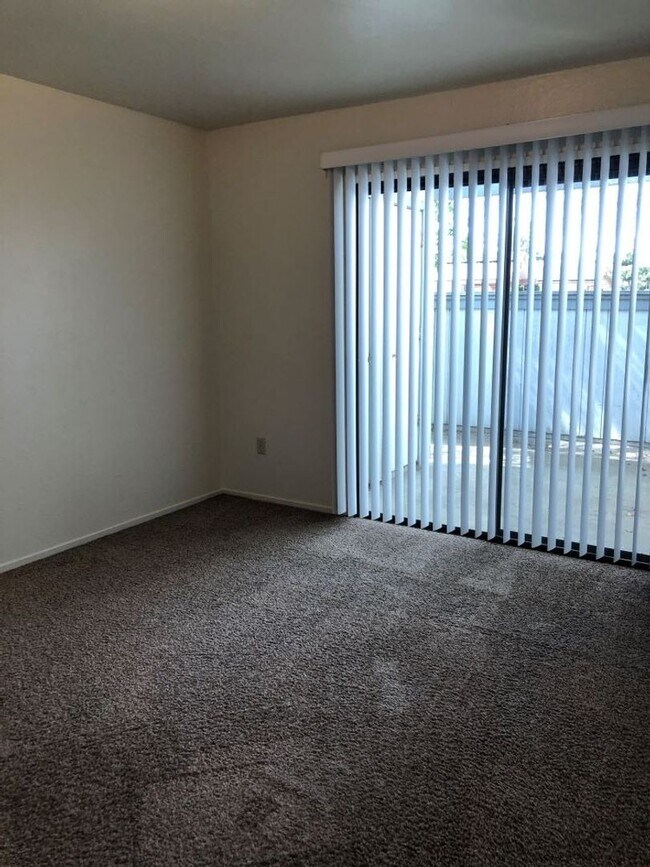 Foto del edificio - 7004 N Half Moon Dr