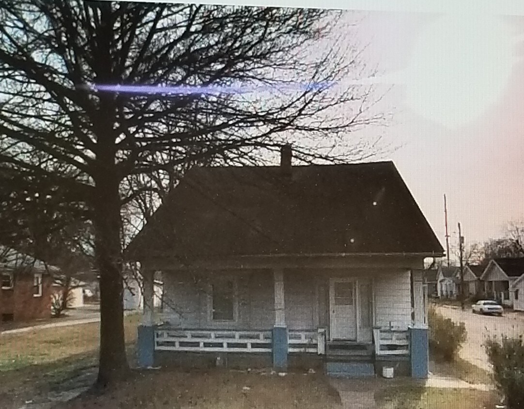 Primary Photo - 1301 Washington Ave