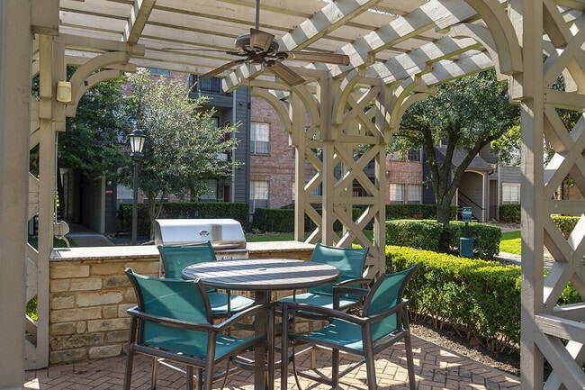 Building Photo - Stonewood