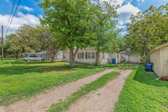 Building Photo - 1116 Kettler St