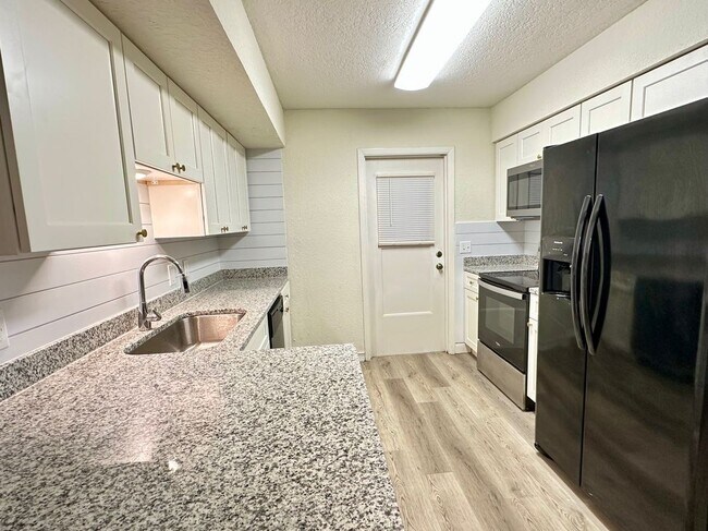 Foto del edificio - 413 Krueger St