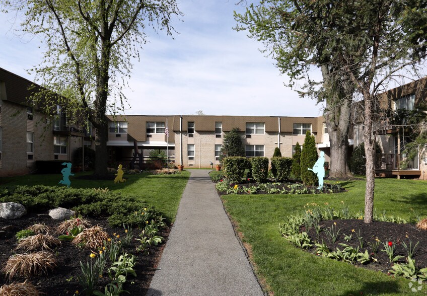 450 Green Apartments Rentals Norristown, PA