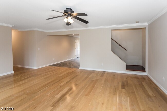 Foto del edificio - 1355 Valley Rd