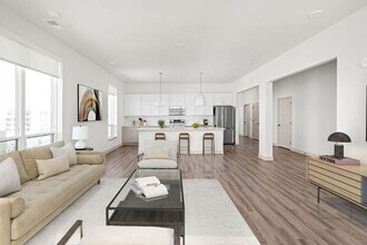 Interior Photo - L’Etoile Apartments
