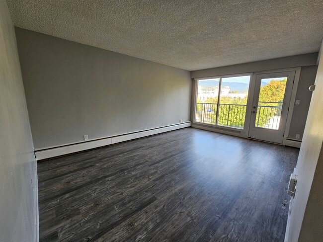 Building Photo - 46117 Gore Avenue11
