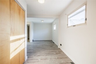Building Photo - 2233 Clifford Ave