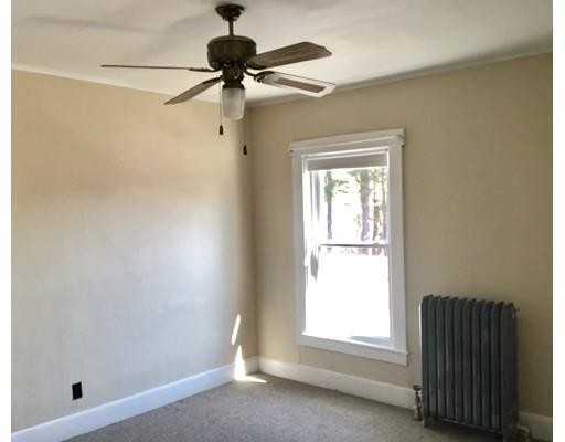 Foto del edificio - 1 bedroom in Lowell MA 01851