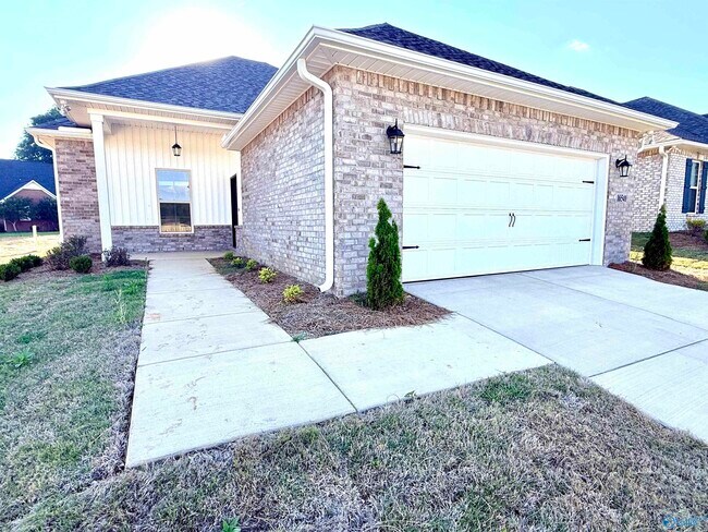 Foto del edificio - 16541 Aspen Ln